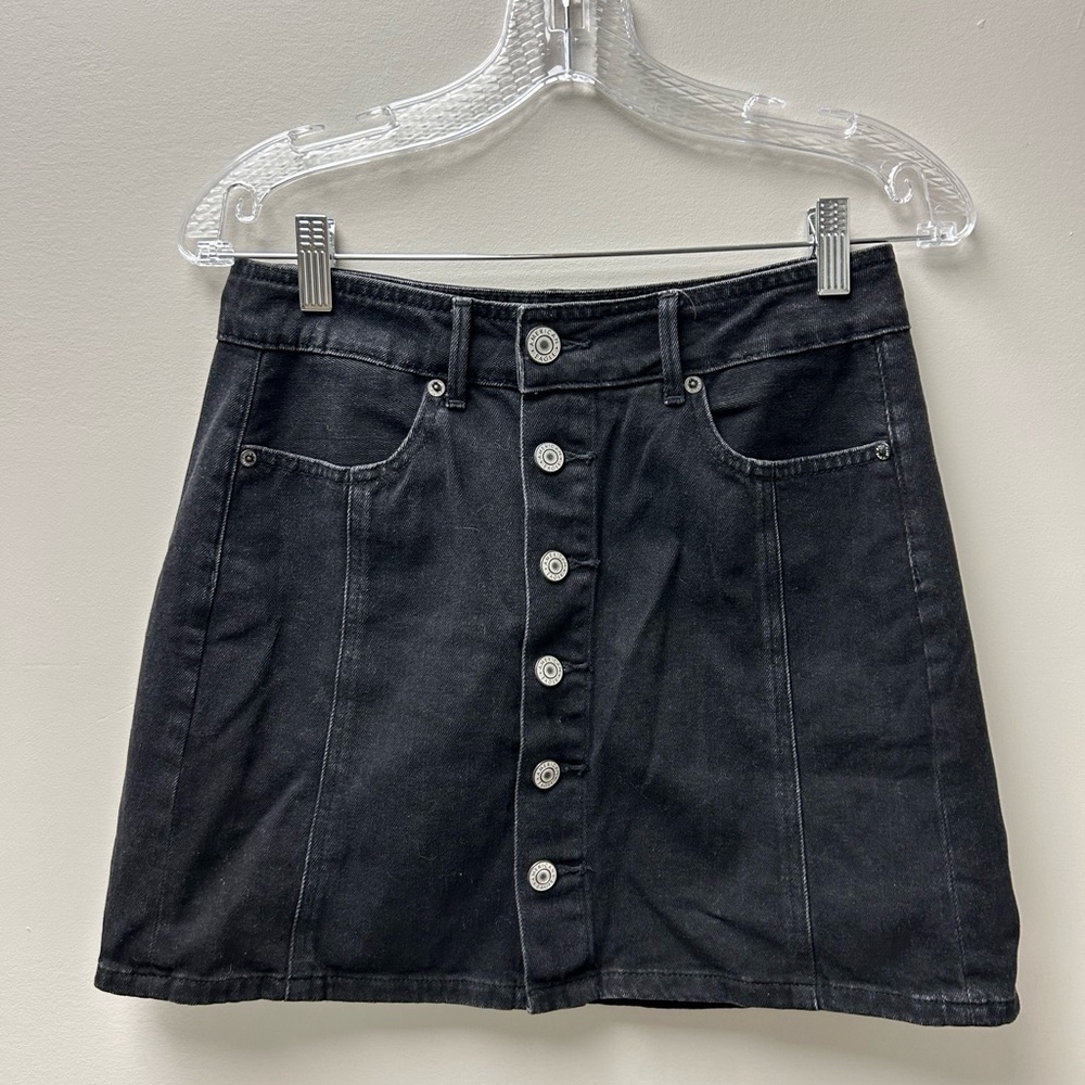 American‎ Eagle Black Button Up Mini Jean Skirt